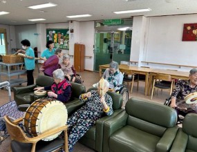 *사물놀이*실내산책*콩고르기*1층 실내산책&nbsp;